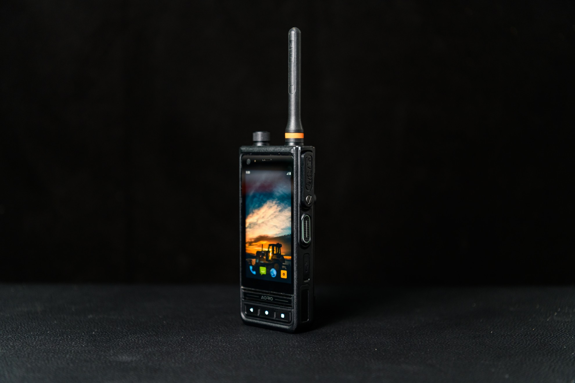 突破信号盲区：AORO M6 Pro防爆手机搭载低轨卫星模块，实现全域覆盖