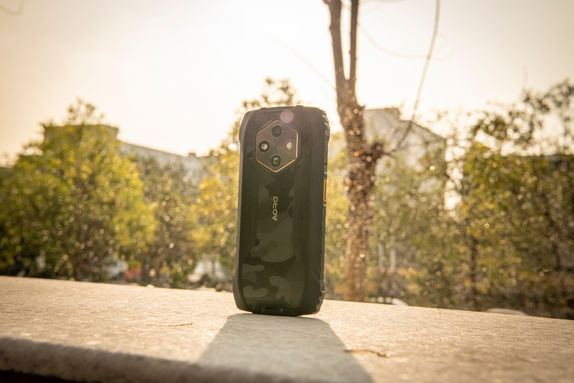 AORO M3-2026三防手机：10000mAh+公网对讲+IP68，恶劣环境全天候可视化调度