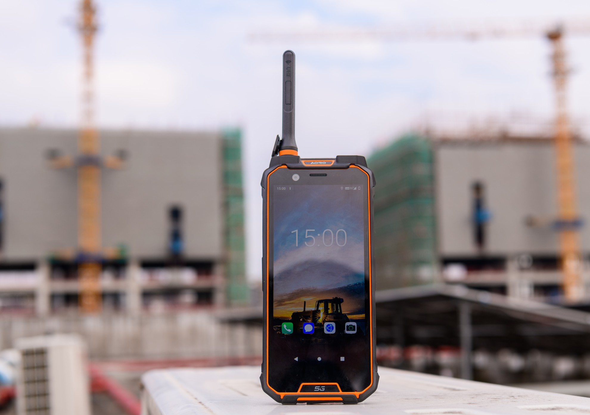 AORO M5-5G LTE专网防爆手机：编程键+可外接+模块定制，满足个性化需求