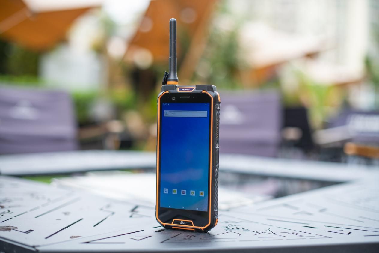 AORO遨游M5 5G数据采集多模融合通讯智能防爆手机