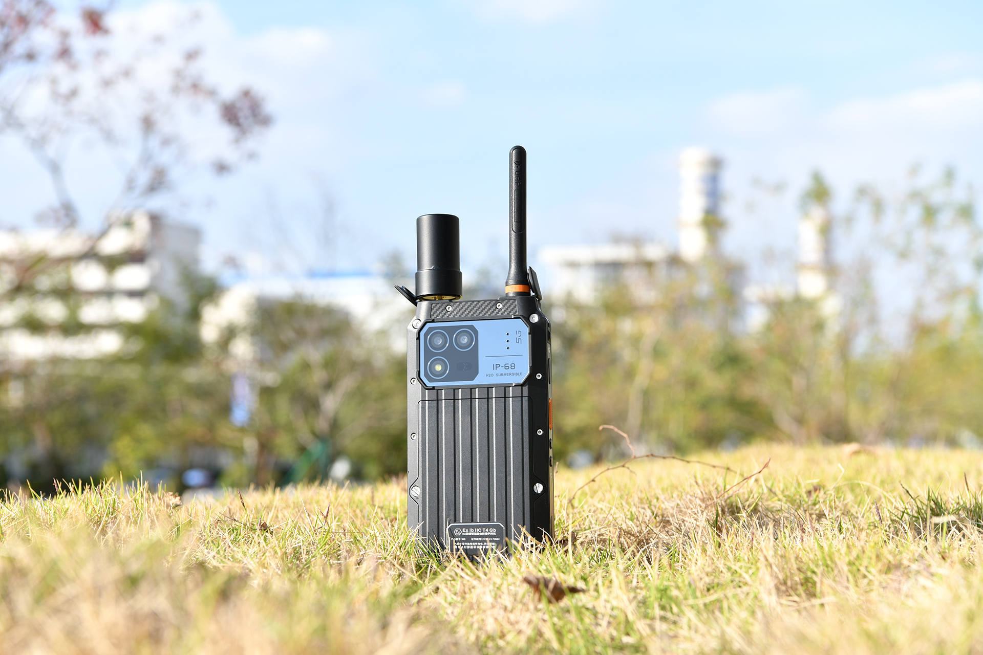 AORO M8 RTK高精度定位三防手机