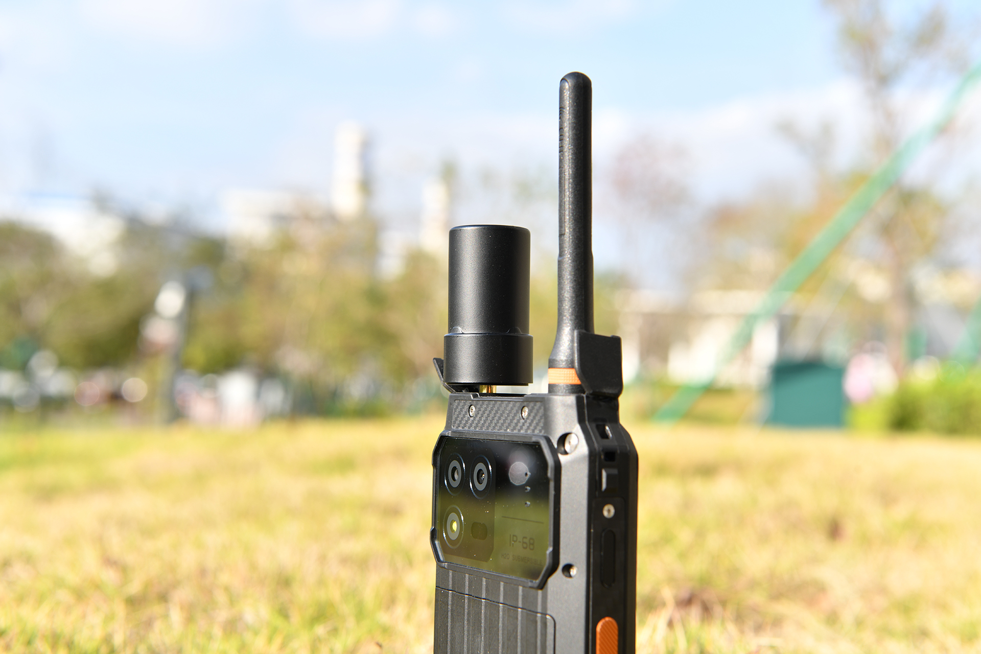 AORO M8 RTK高精度定位三防手机